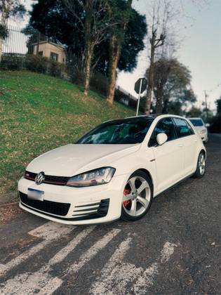 VOLKSWAGEN GOLF 2.0 TSI GTI 16V TURBO GASOLINA 4P AUTOMÁTICO VOLKSWAGEN GOLF 2.0 TSI GTI 16V TURBO GASOLINA 4P AUTOMÁTICO